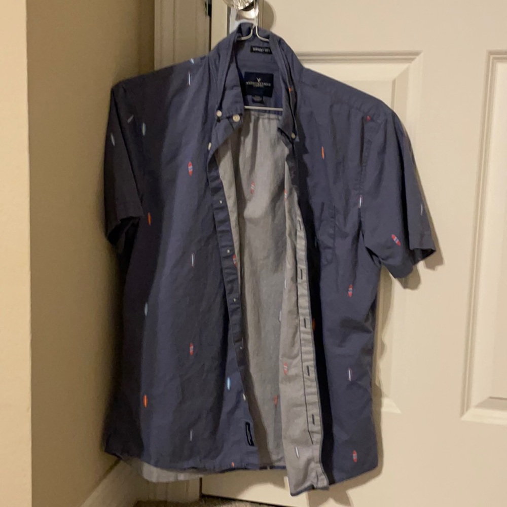 American eagle button up short sleeve shirt